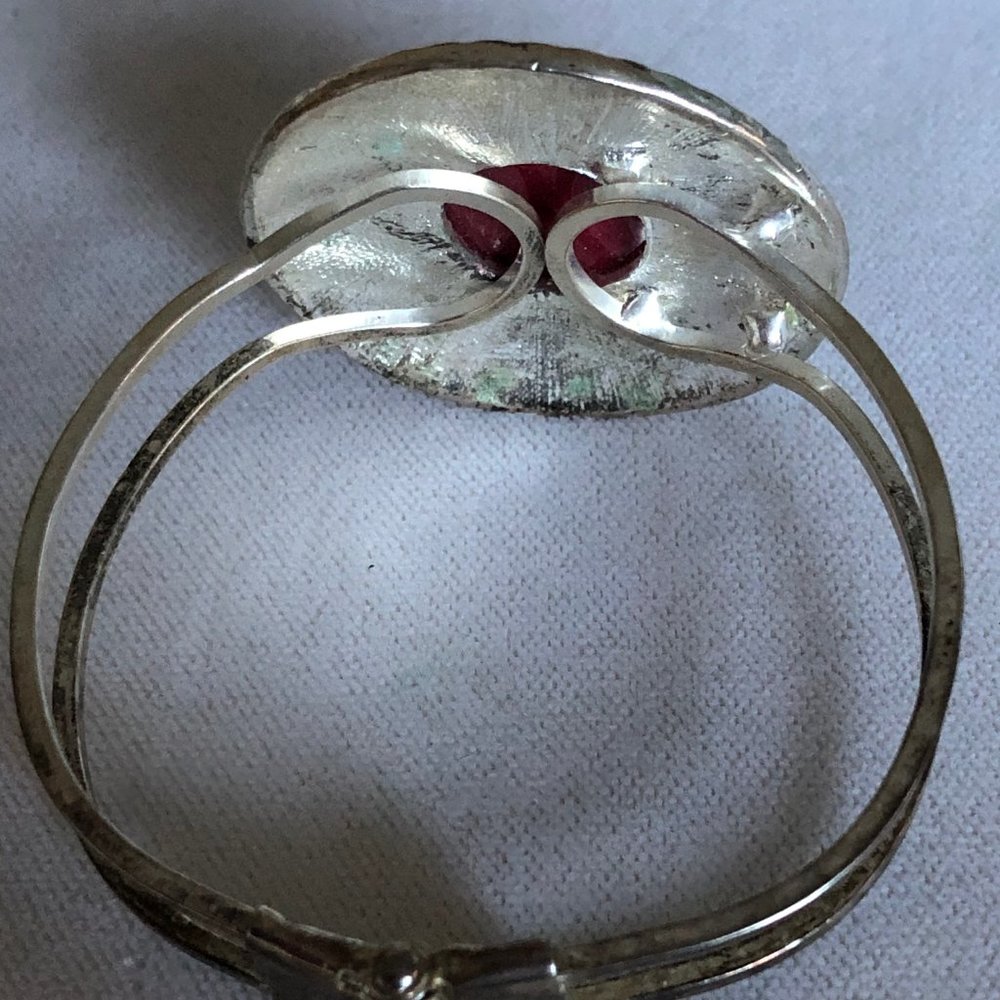Beautiful disc bangle bracelet - Picture 2 of 2